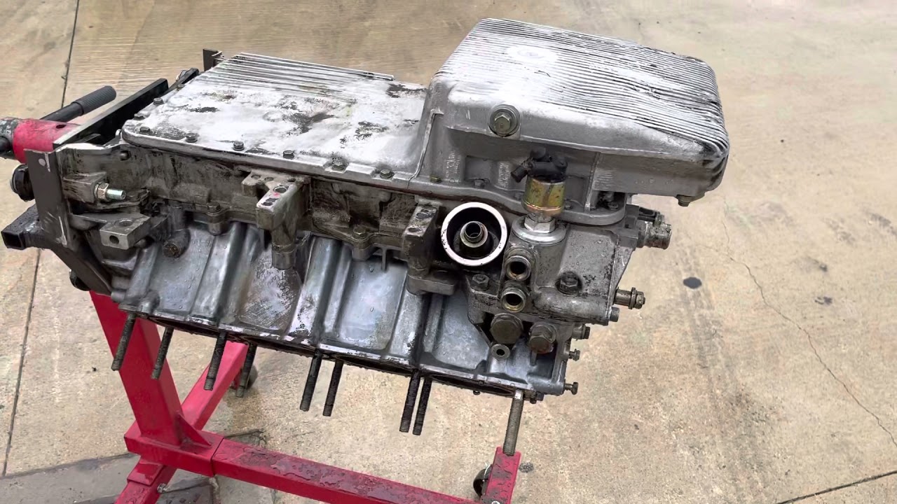Porsche 928S Motor — Broken Aluminum — 928’s die when you neglect them!