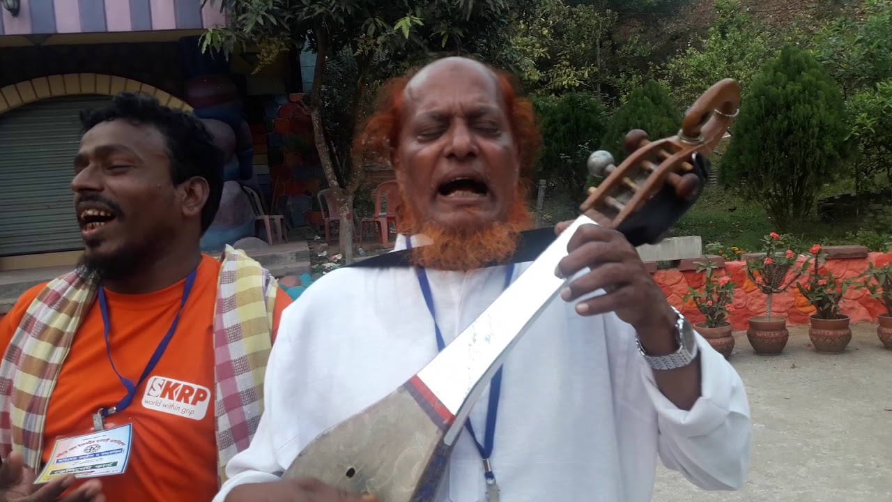 লক্ষ্মীপুরের আঞ্চলিক ভাষায় খুব সুন্দর একটা গান।