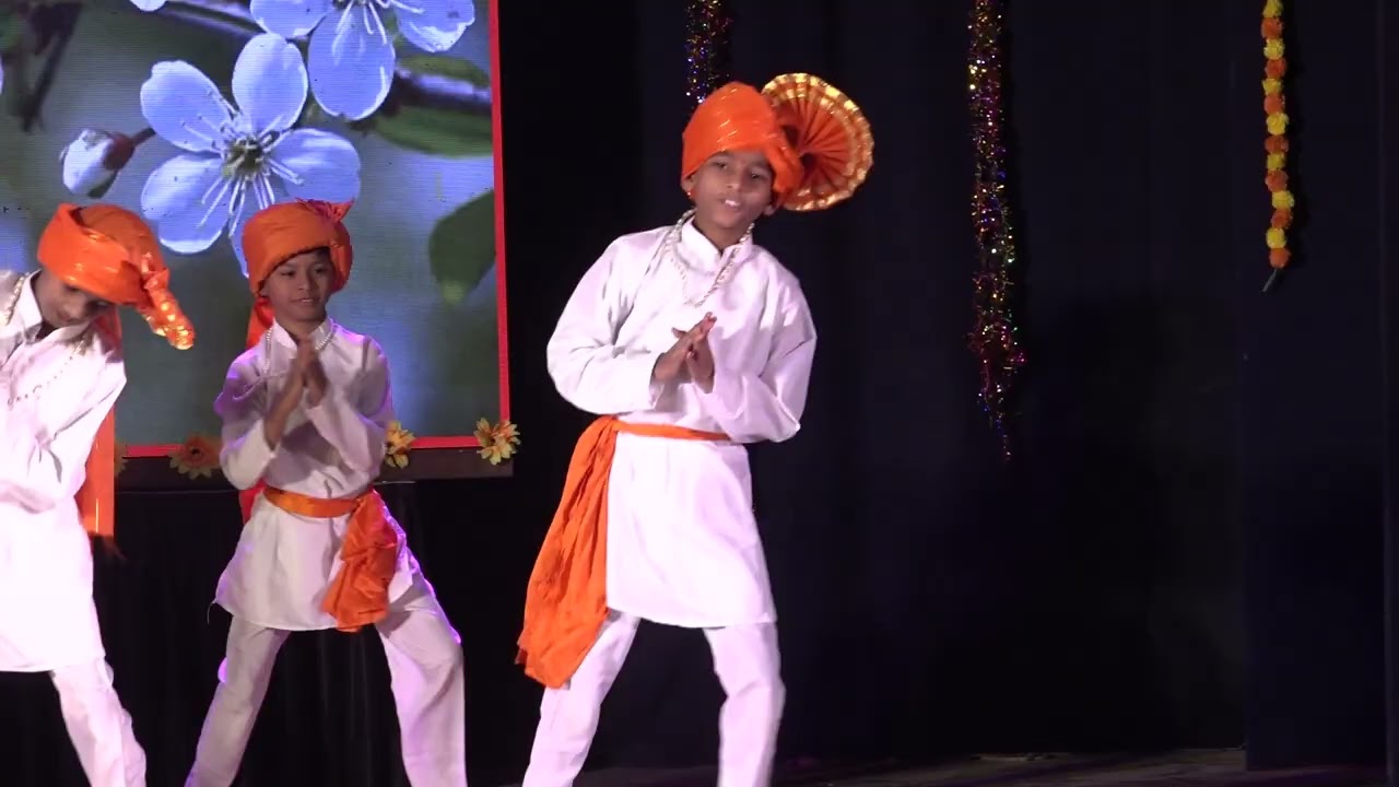 Maharashtrian Theme V B Boys