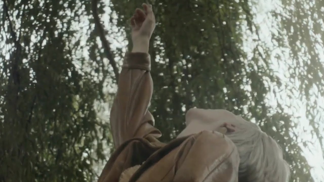 AURORA - To Be Alright (Extended Video)