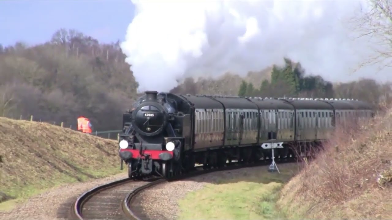 Bluebell Railway – A Journey Through Time on Britain’s Oldest Preserved Line