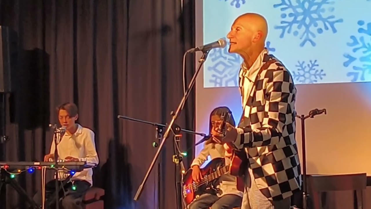 Антон АДАСИНСКИЙ (Дерево) & сыновья (Артур и Давид) = FLY BAND, Art Cafe AVIATOR, Berlin, 31.01.26