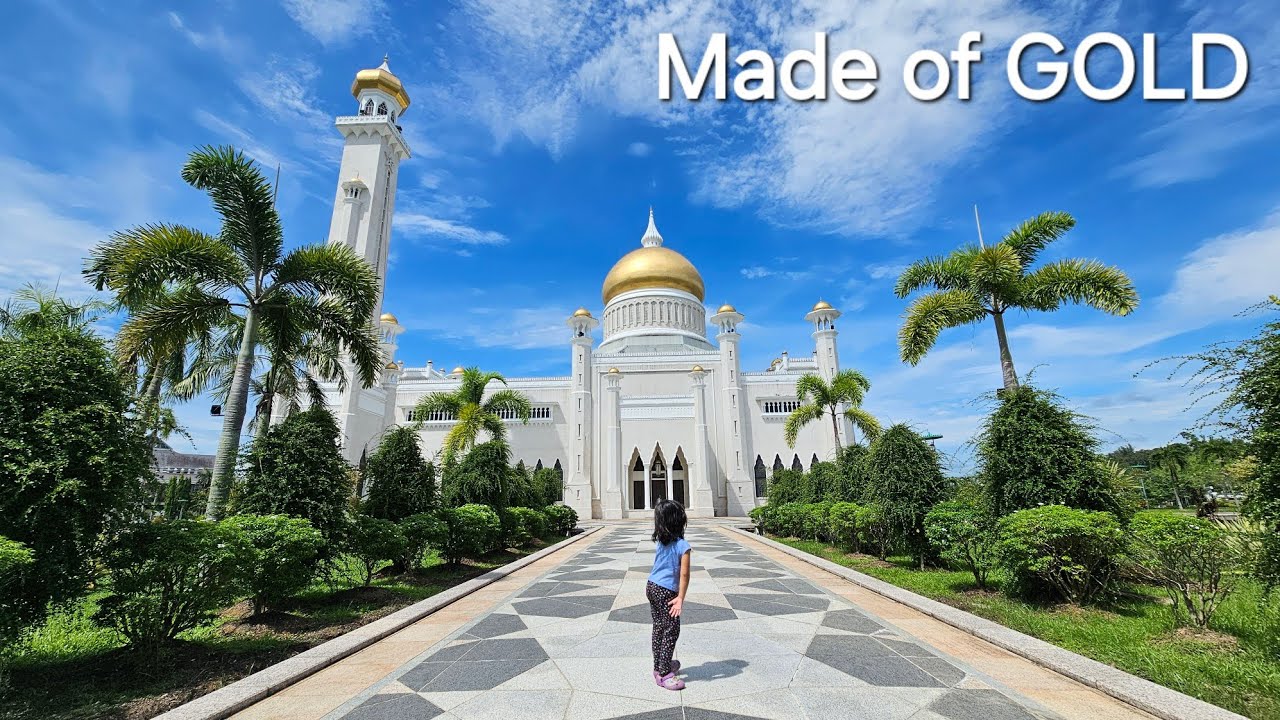MASJID OMAR ALI SAIFUDDIEN - Kubah Emas Betul, Tak Percaya? | Brunei Darussalam