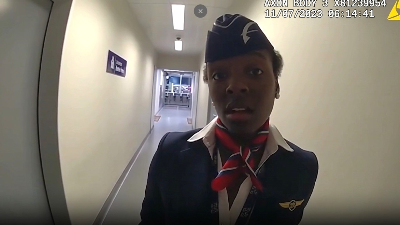 British Airways Cabin Crew Arrested After Smuggling &pound;2.4M in Cash