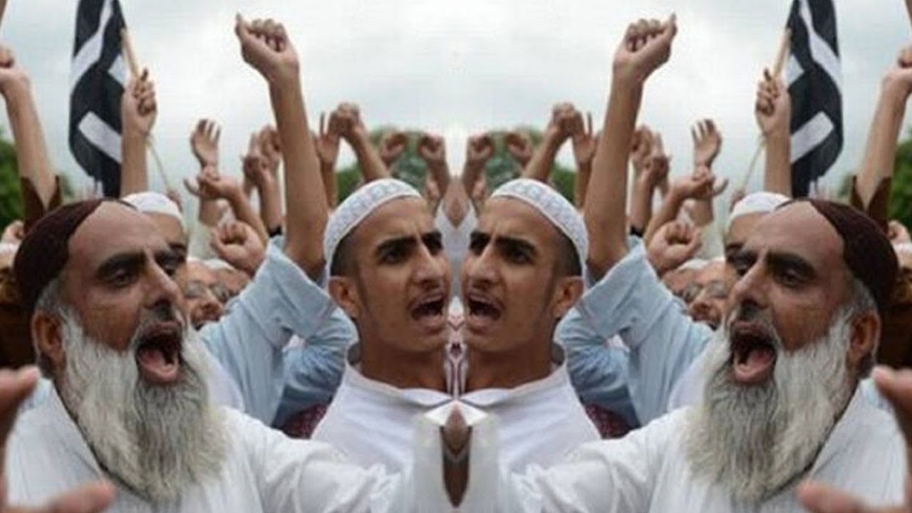 Muslims: Stop Arguing With Yourselves