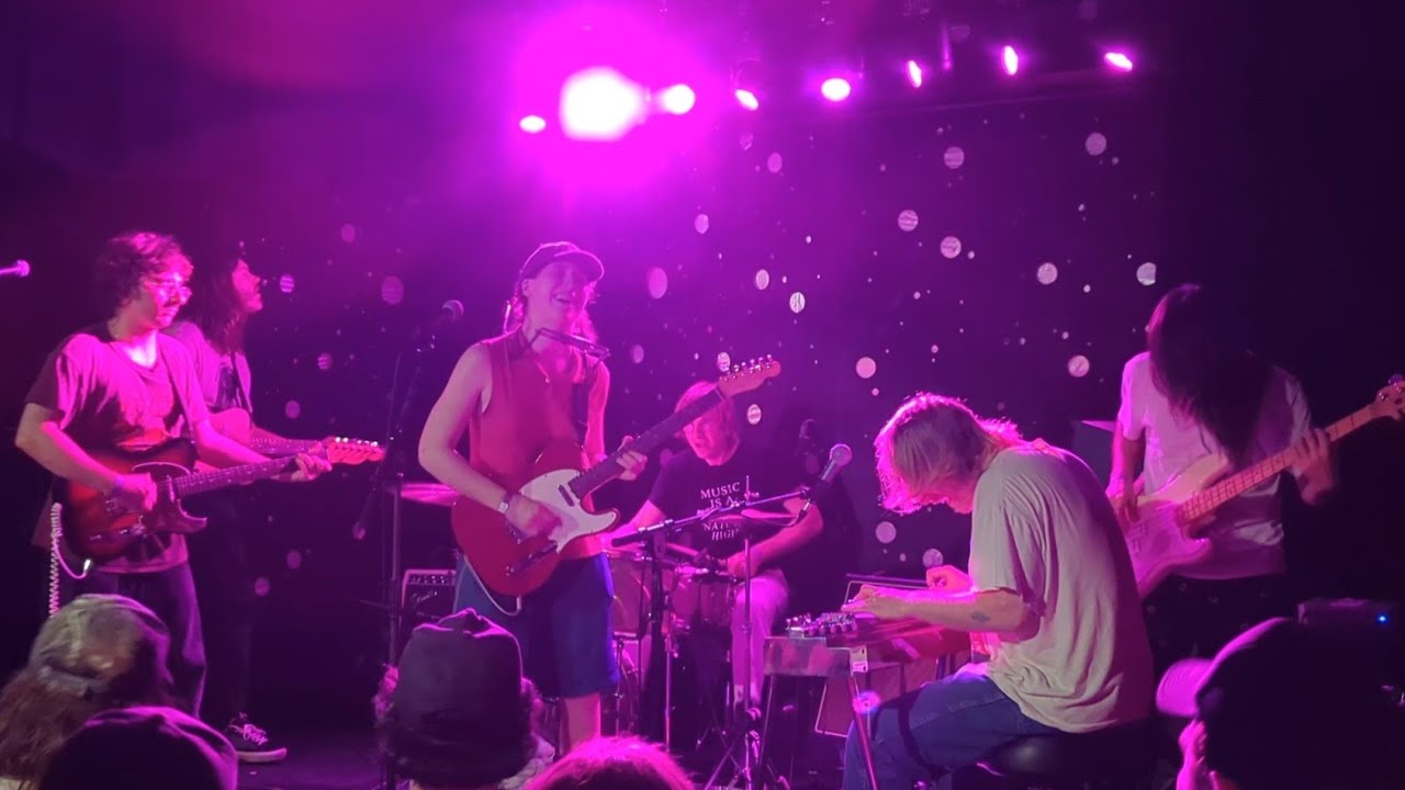 Florry - Hey Baby // First it was a movie, then it was a book - Live in Durham, NC - 6/24/2025