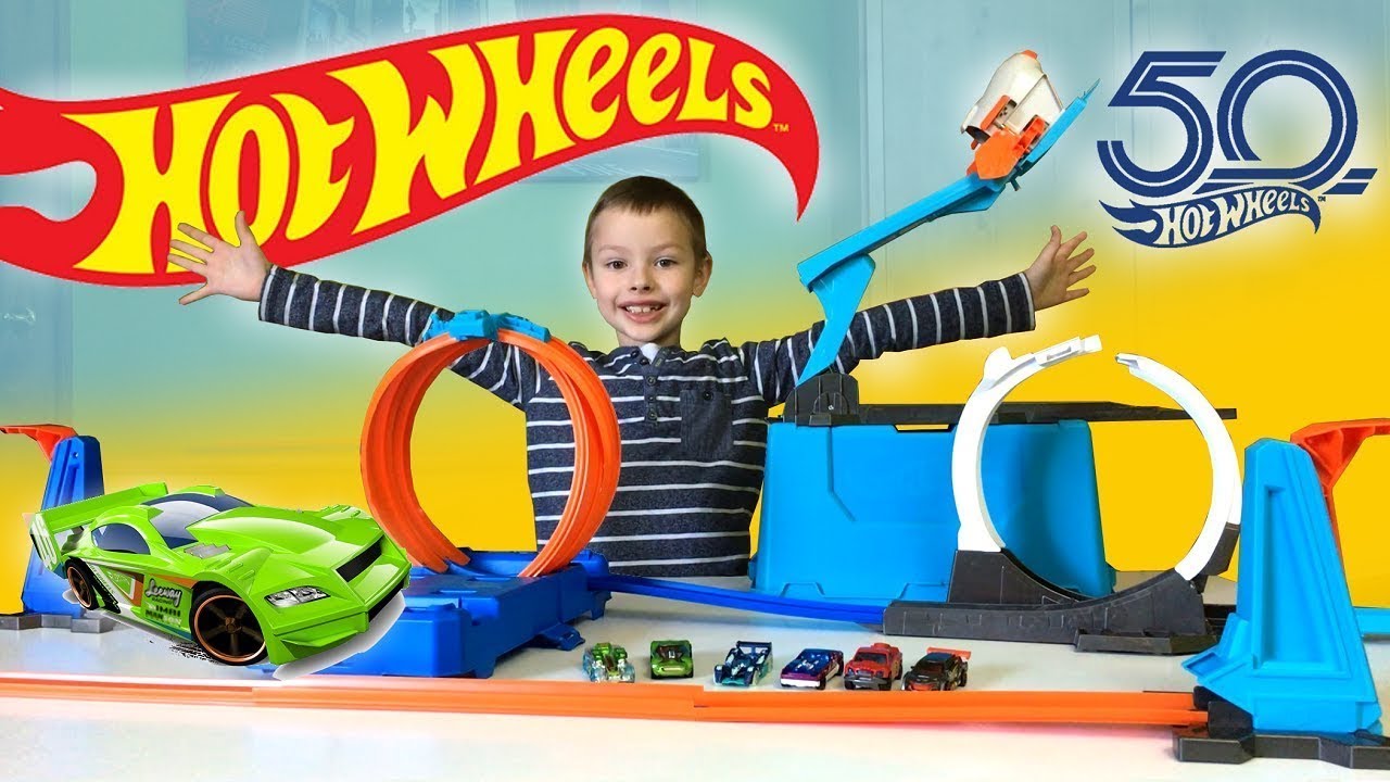 Hot Wheels!   Wyrzutnia Rakiet i Kaskaderskie Pętle Track Builder