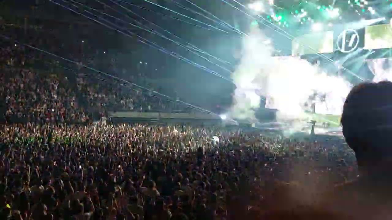 Twenty- one Pilots  - Trees live in Barcelona