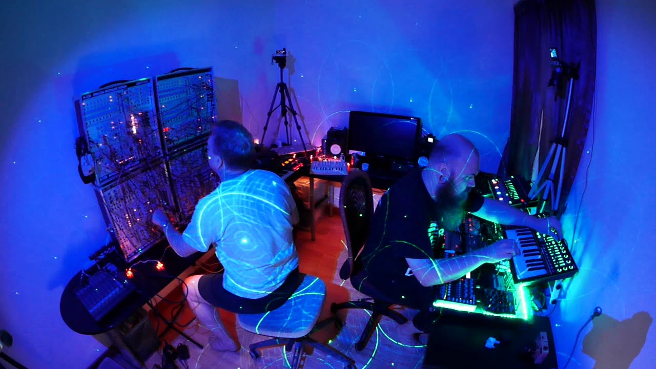Steve & Ollilab - 17 Sleep / Second Berlin School jam session