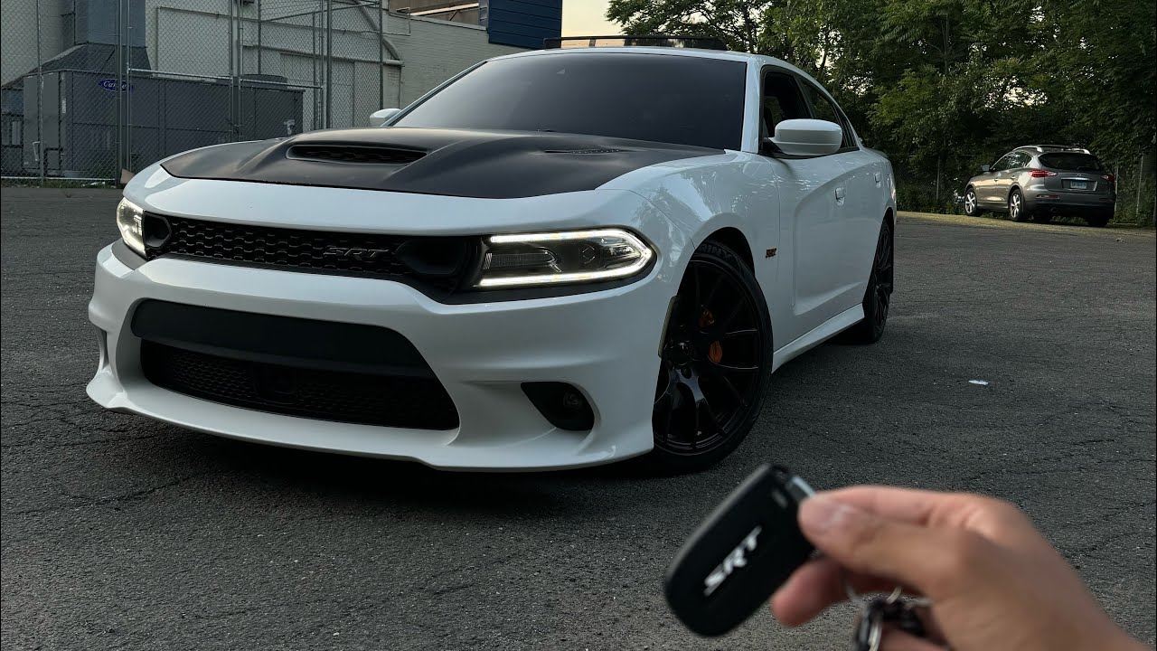 DAILY DRIVING A SCATPACK(is it worth the hype🤔)