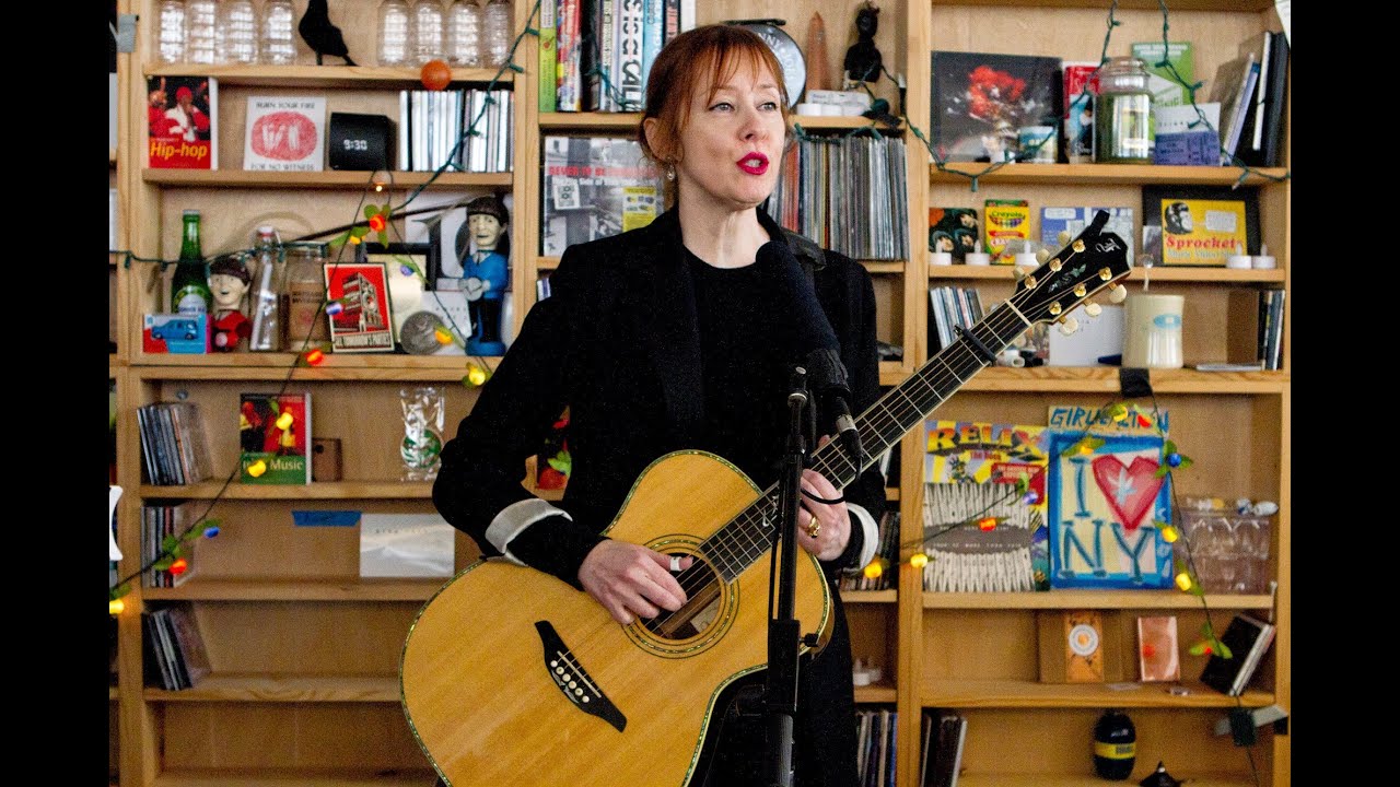 Suzanne Vega: NPR Music Tiny Desk Concert