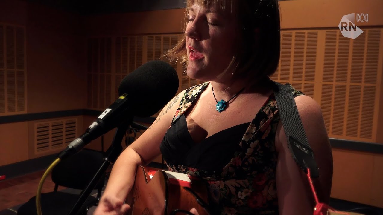 Melanie Horsnell sings 'Blue Butterfly' [HD] The Music Show, ABC RN