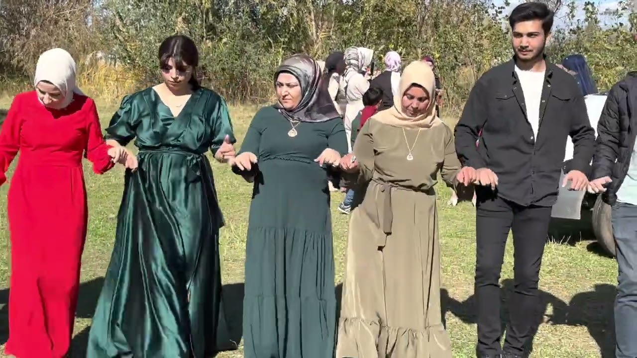 Aşkla halay çekmek buna denir işte ığdır mürşitali