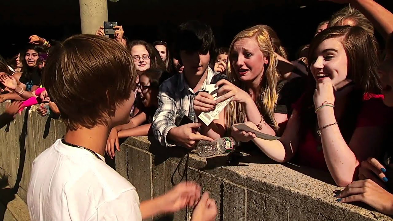 Justin Bieber: Never Say Never - Reel Reactions