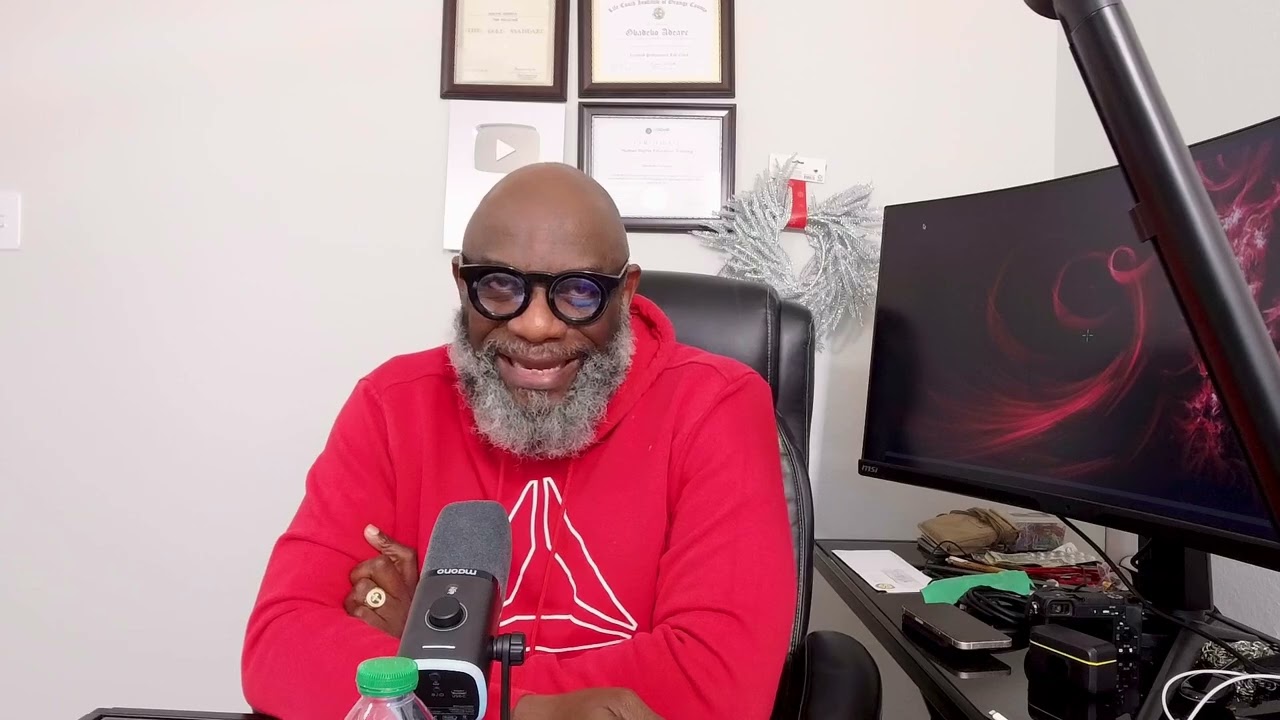 Бывший муж моей жены предложил ей работу.