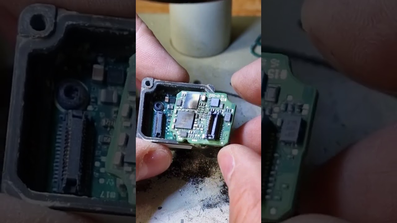 What inside reversing camera from Range Rover Evoque .  #diy #electronic #rangerover #evoque #camera
