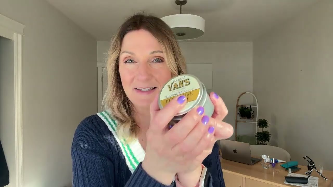 Daddy Van's Beeswax Furniture Polish Review: Nourish and Protect Your Wood Furniture Naturally! 🐝🛋️