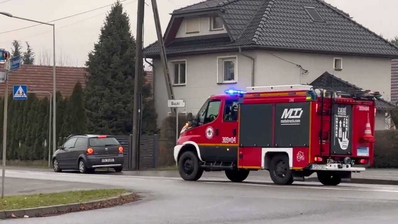 Wyjazd OSP Dobrzeń Wielki i dojazd OSP Kup do plamy ropopochodnej.
