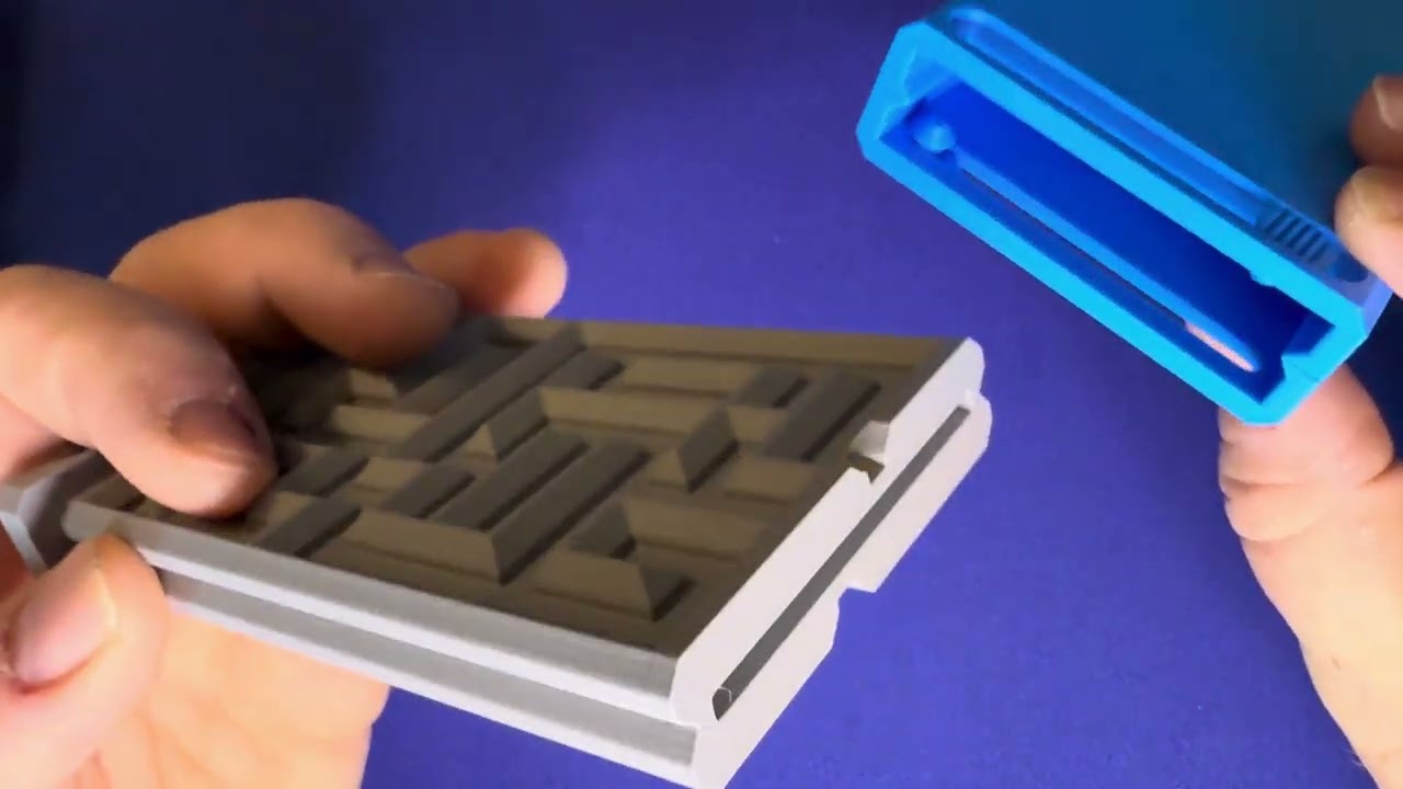 Maze Gift Card Puzzle Box – Dual-Sided Challenge