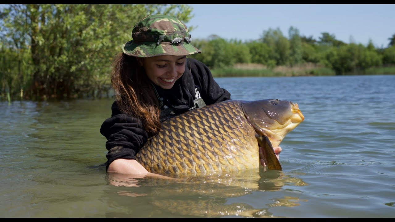 Big Moons, Big Pits & Big Carp!