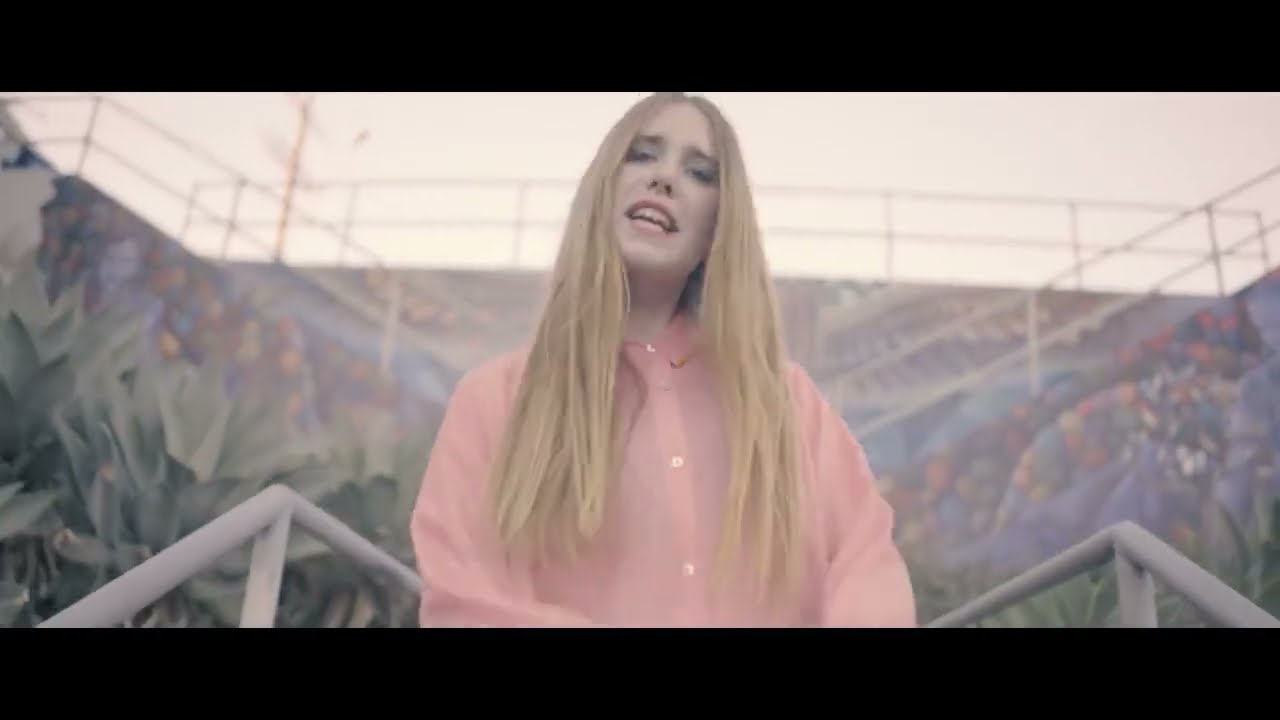 Noonie Bao - Pyramids - clip #4 - official video