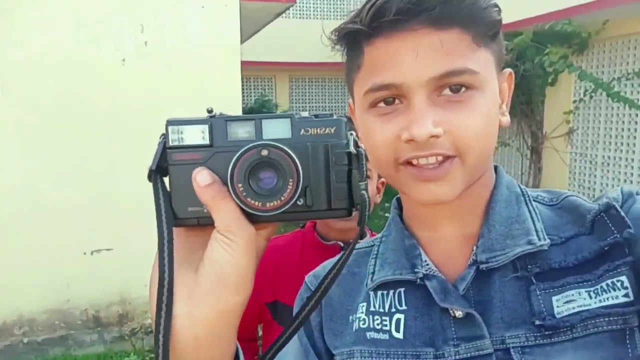 Welcome 🤗 fains me video banane 📸aaya #vlog #short #village 