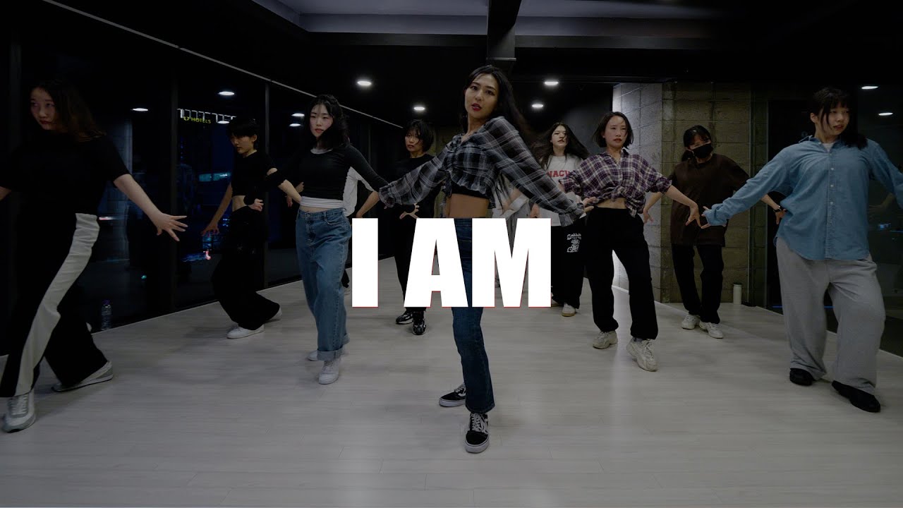 IVE 아이브 'I AM' / WAAKI Choreography Beginner Class 홍대무브댄스학원