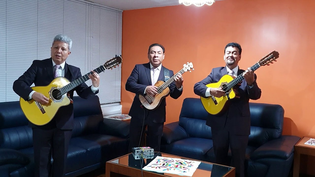 Trío Los Semejantes, Rayito de Luna.
