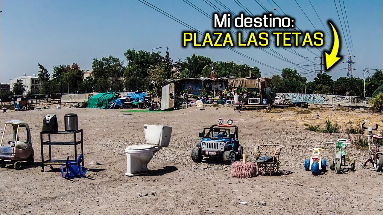 Me dirijo a PLAZA LAS TETAS: atravieso un sector en DECADENCIA y hallo una virgen...