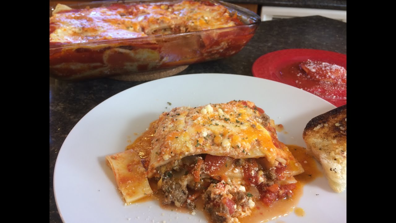 Homemade Lasagna - Bonita's Kitchen
