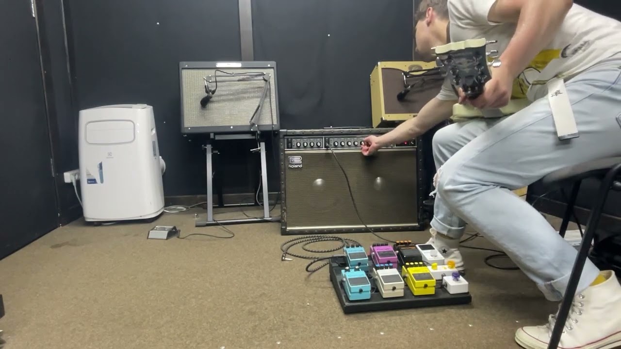 НЕпрофессиональный обзор на Roland Jazz Chorus JC-120