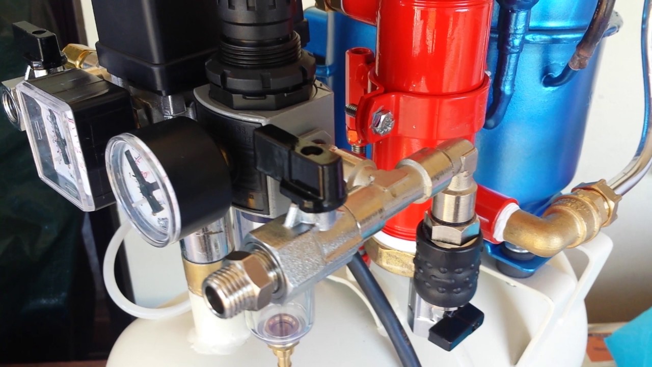 Compressore autocostruito per aerografo.
