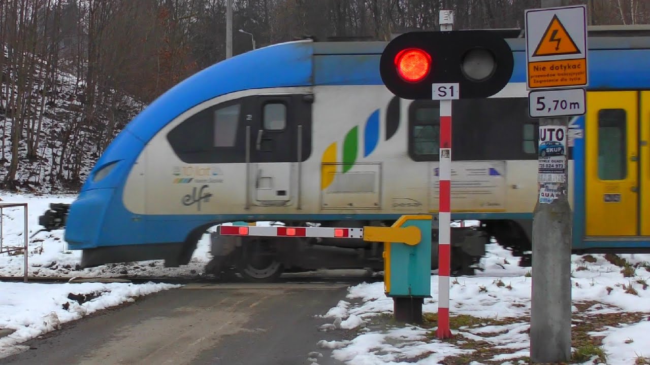 [4K] SSP Cisiec ul. Kolejowa | Polish railroad crossing