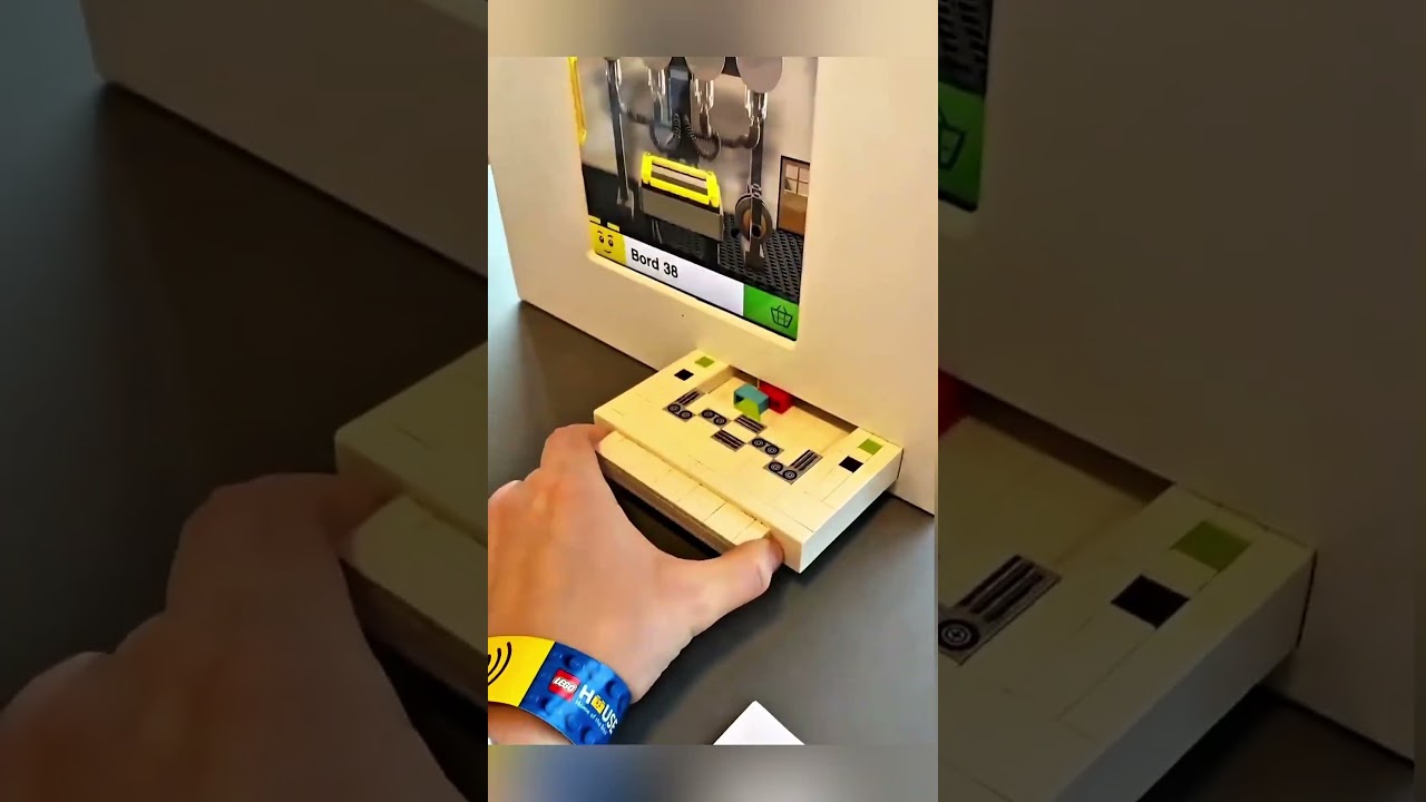 Robots Serve Food At This Unique LEGO Restaurant!