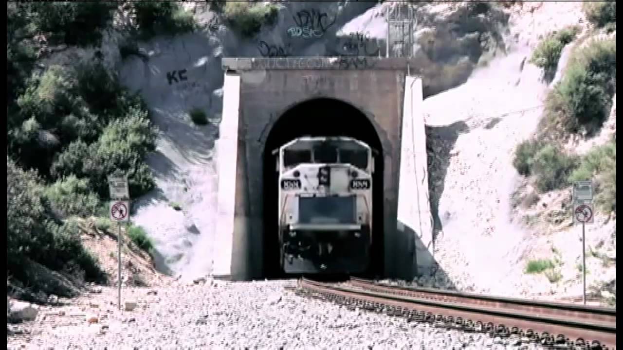 Candidate Herman Cain releases music video