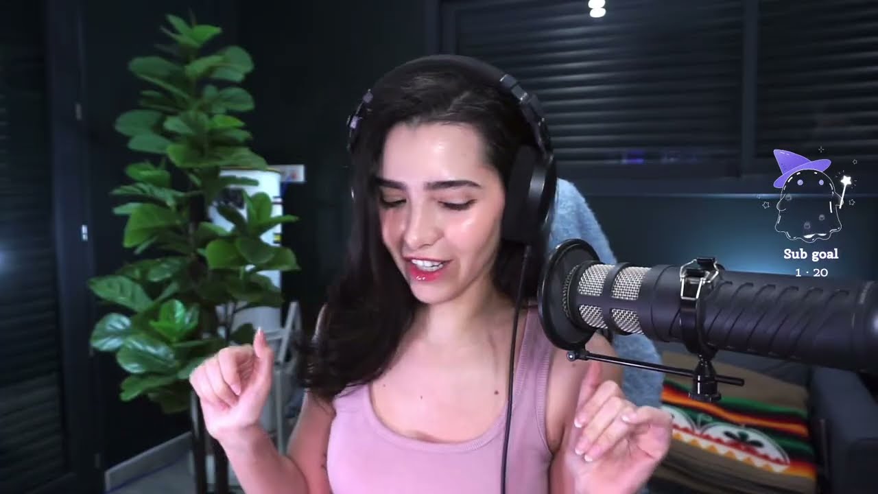 ASMR Glow Plays Overwatch... Can we do 4 wins?????