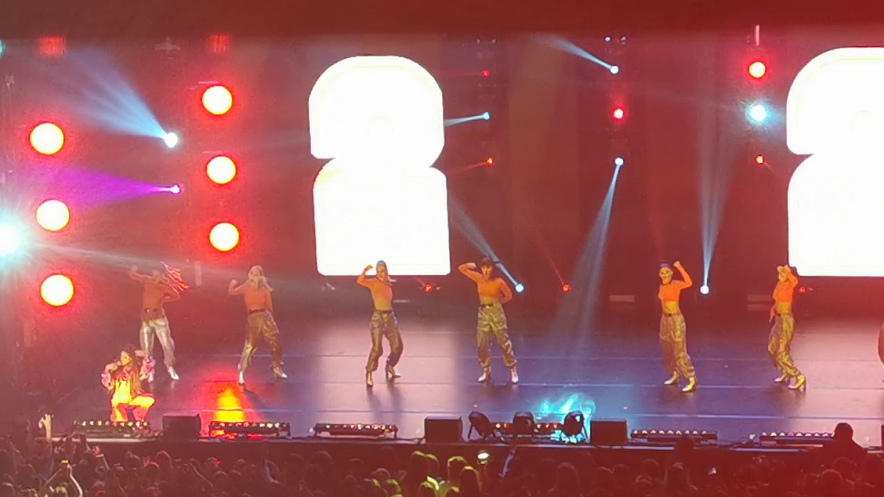 Tini 22 live Paris