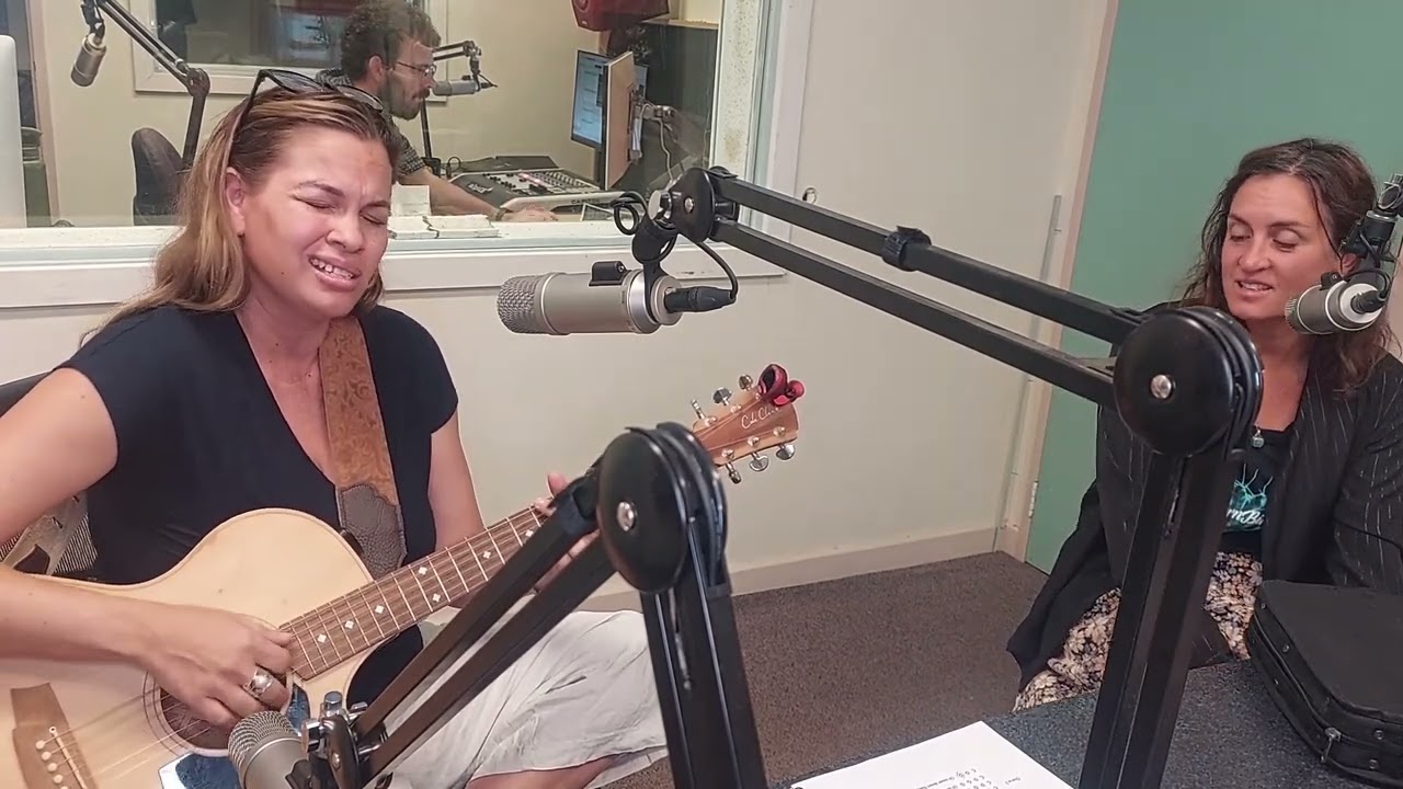 Naomi Pigram and Vicki Thorn - 'Someone for Someone' - Live on Ngaarda Radio