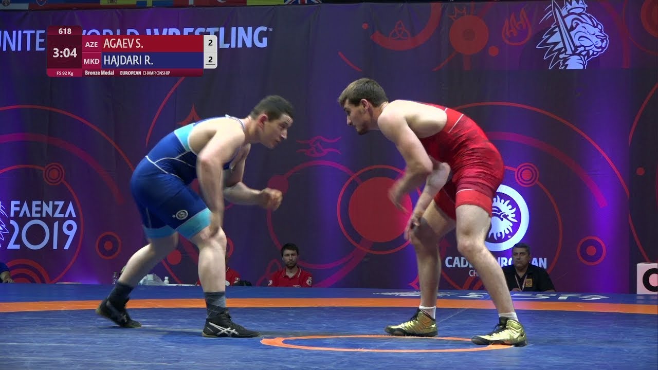 BRONZE FS - 92 kg: S. AGAEV (AZE) v. R. HAJDARI (MKD)