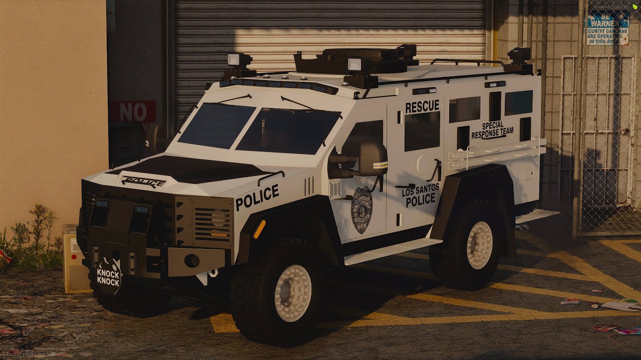 2023 Generic Police S.W.A.T Police Armored Bearcat  Showcase | made by TrooperCorentin [GTA5/FIVEM]