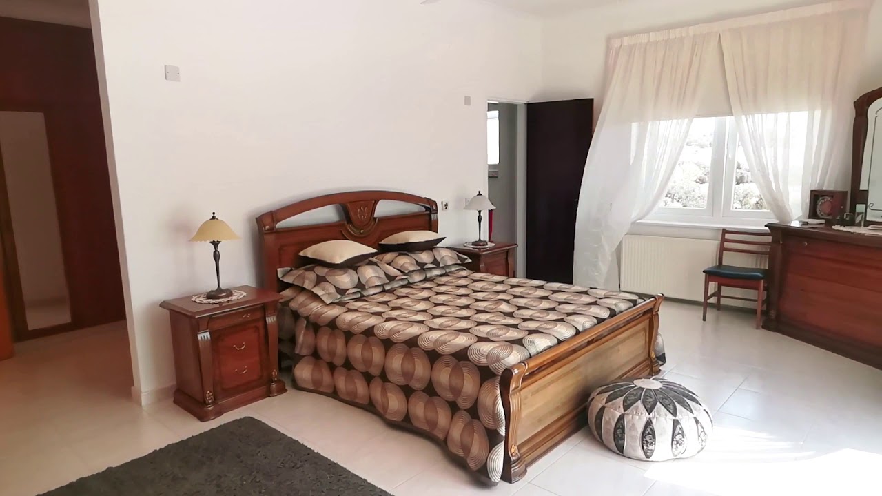Unique and private, 7 bedroom Mansion for sale in Oroklini, Larnaca