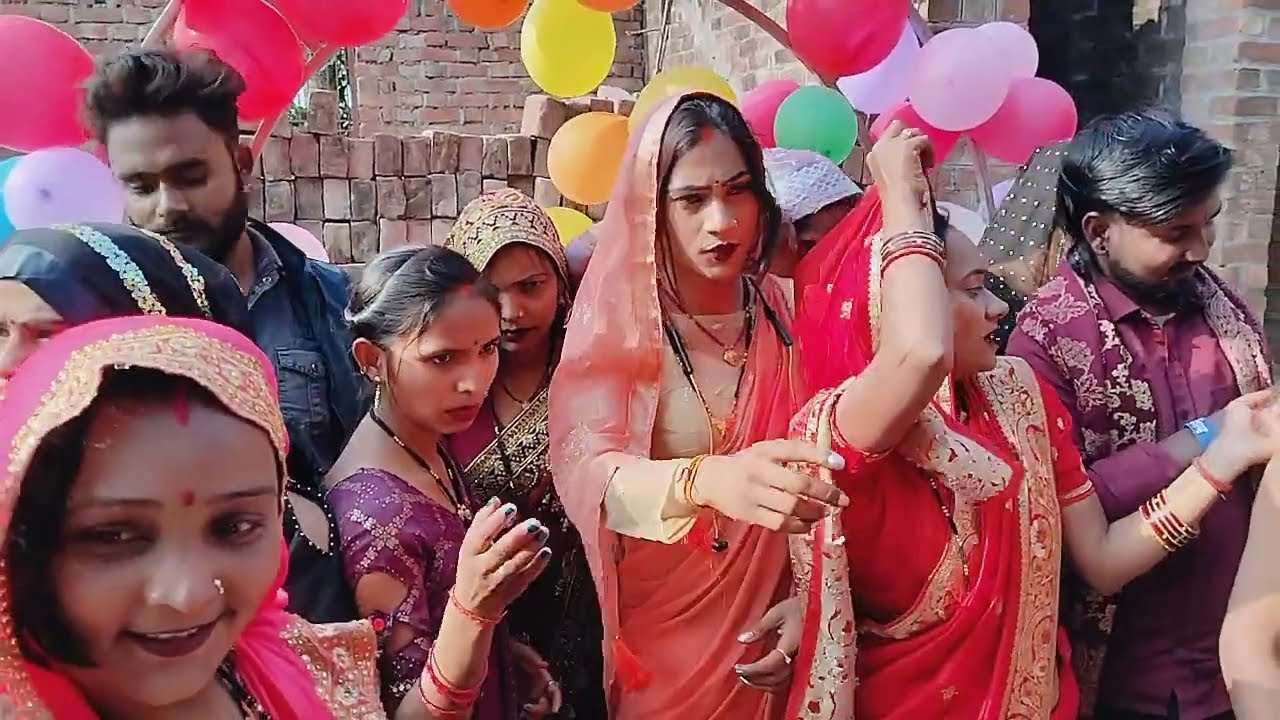 खुशबू रानी के बर्थडे में लगी यूट्यूब भीड़ #kahke #song #2मुखी #रोलीप्रजापति #funny 