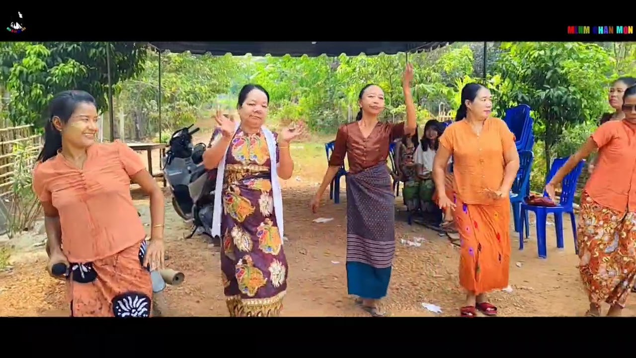 သ္ကုတ် ( ၅ ) မ္ရဵုသ္ပခမဳပယျၚ် ဒါယကာတၠဒါန်  နာဲသိုက်အံၚ် မိဟုတ်ၚ္ရိုဲ အလံၚ်ခမဳ မာံမၞိက်ထဝ် (က) ဗၠာဲ