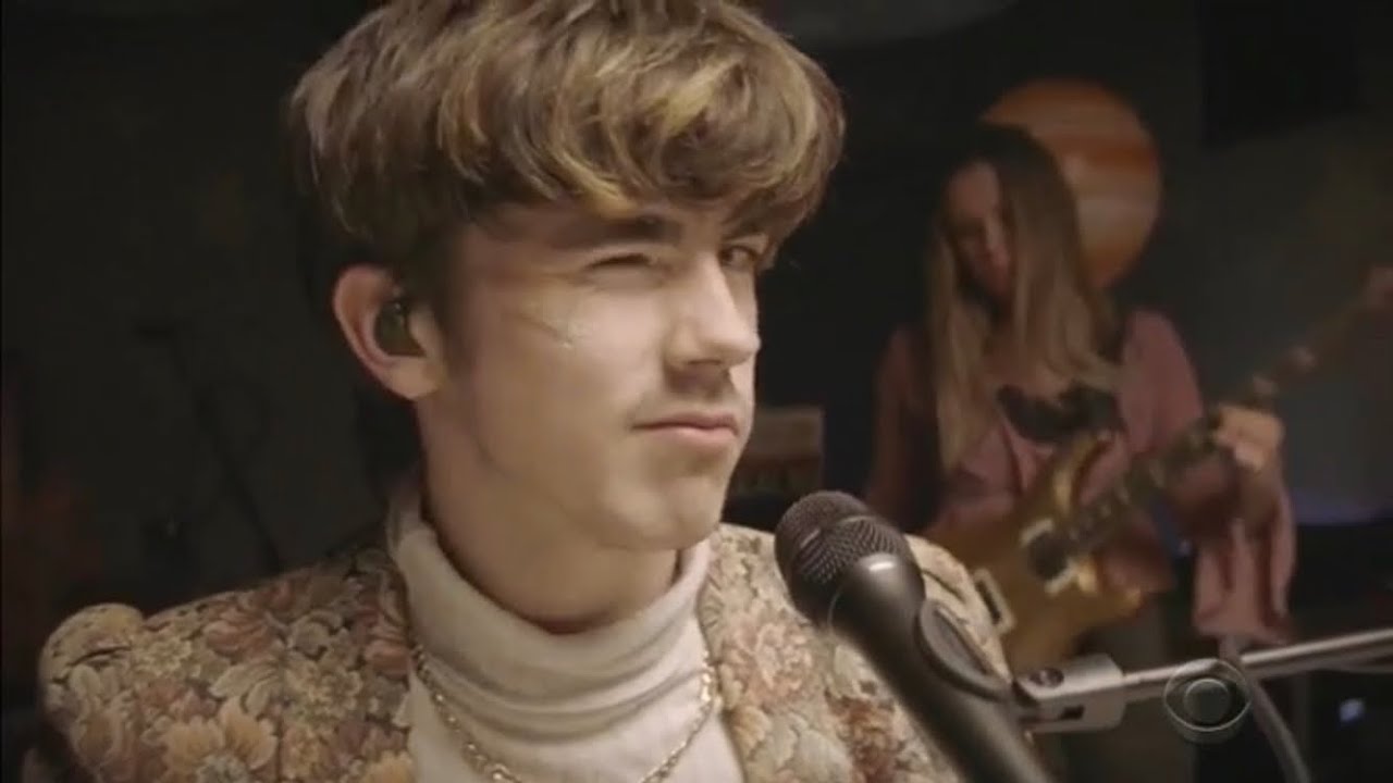 Declan McKenna - Be an Astronaut | The Late Late Show With James Corden