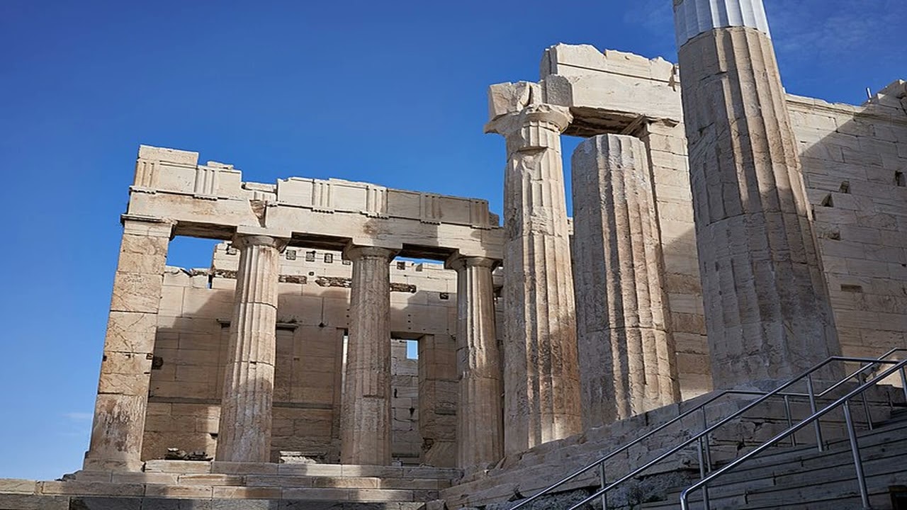 Unlocking the Secrets of the Propylaia: A Gateway to the Acropolis