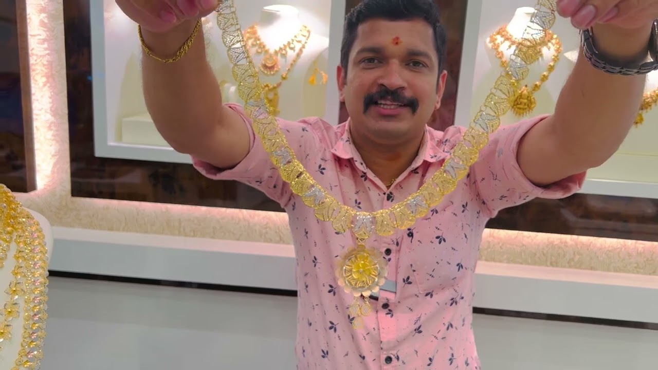 2 പവനിൽ സൂപ്പർ necklase അതുപോലെ ദുബായിലെ കളക്ഷൻസ്‌ തൃശ്ശൂർ കൊണ്ടുവന്നു കണ്ടോളു 🥰🥰🥰🥰🥰