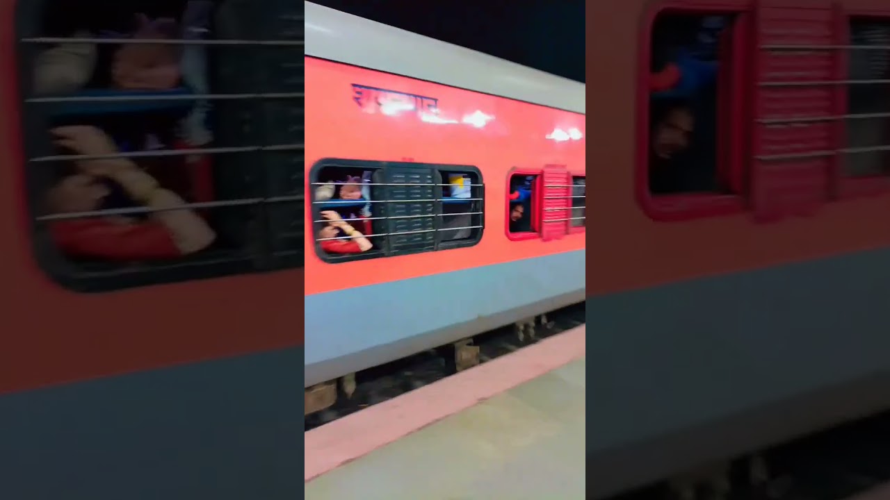 19037 Avadh Express arrival at badshanagar #trainlover #train #trending #railwaystation