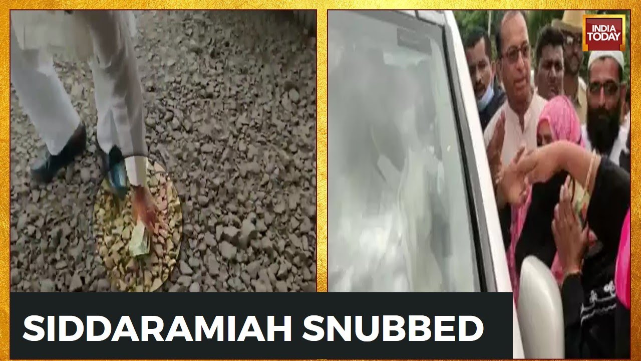 Karnataka: Victim Of Communal Clash Throws Rs 2 Lakh Cash Compensation At Siddaramaiah's Convoy