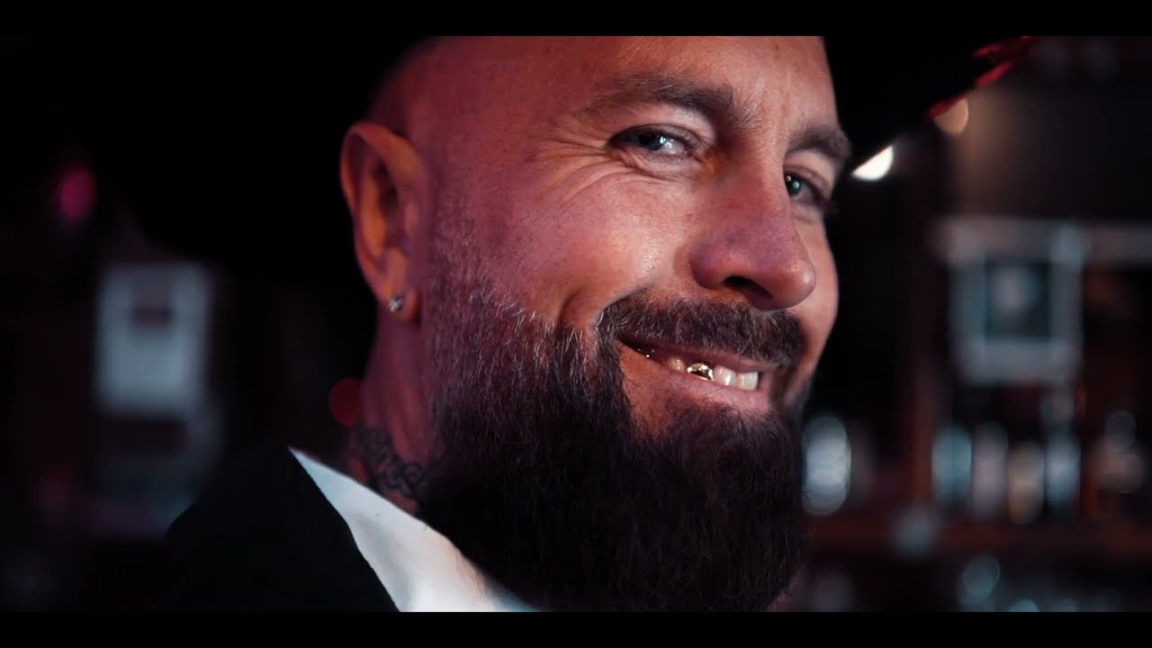 Matty Boy ft. Chris Wright - Pura Vida (Official Music Video)