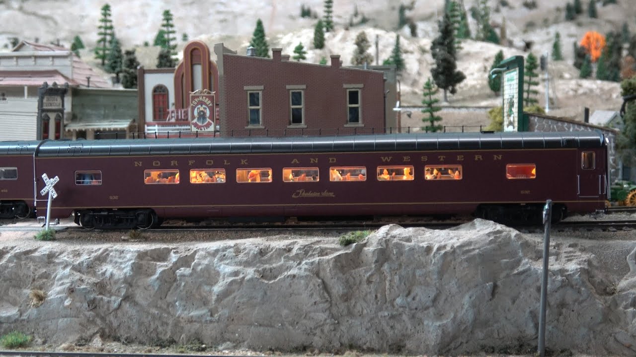 How To Open Car Body & Install Passengers in the ScaleTrains  HO Norfolk & Western Powhatan Arrow